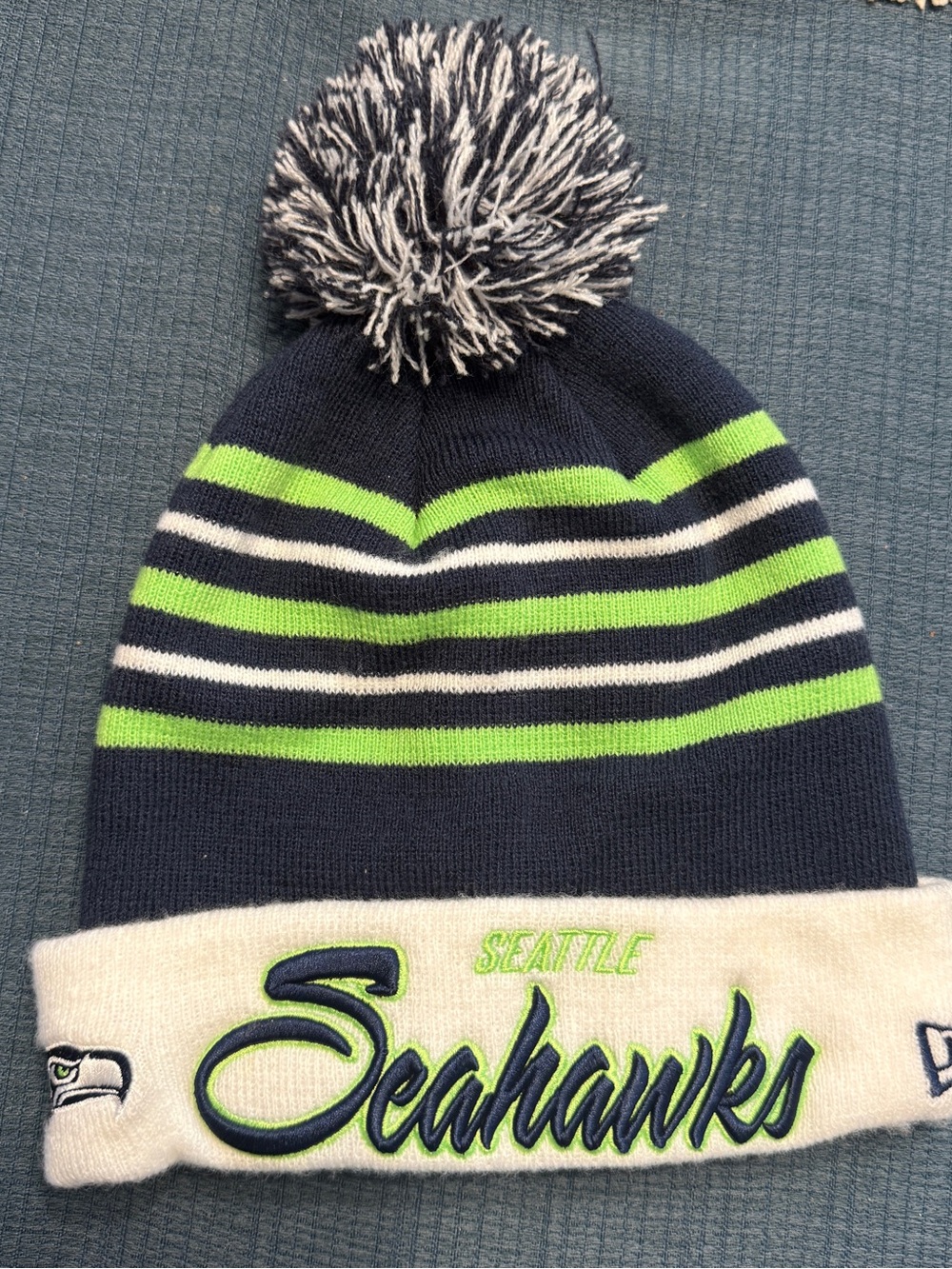 NFL New Era Seattle Seahawks Pom Beanie - Navy, Lime & White Football